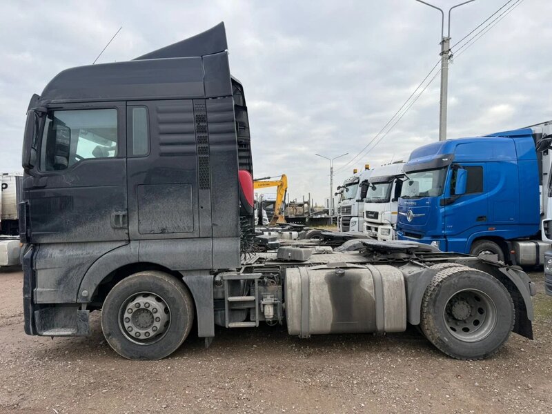 MAN TGX 4x2 Седельный тягач — фото 3