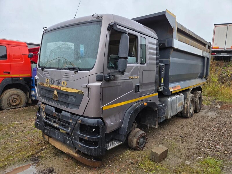 Howo T5G 6x4 Самосвал — фото 3