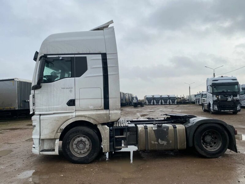MAN TGX 4x2 Седельный тягач — фото 3