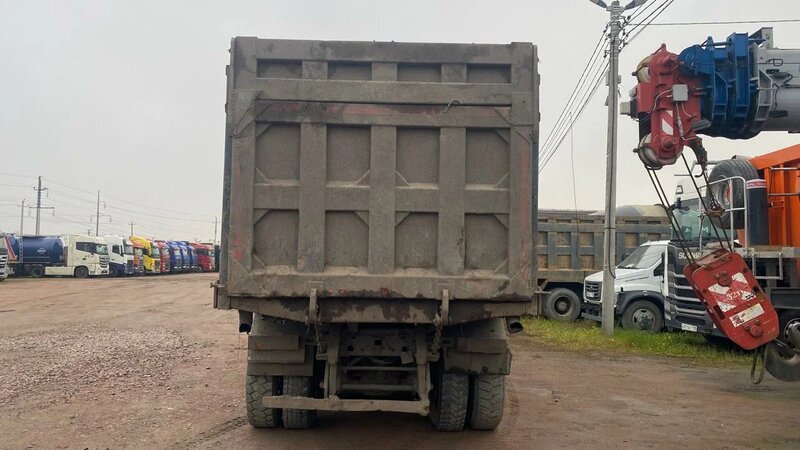 Howo ZZ 6x4 Самосвал — фото 3