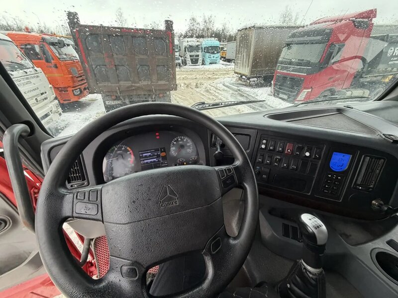 Howo ZZ 6x4 Самосвал — фото 8