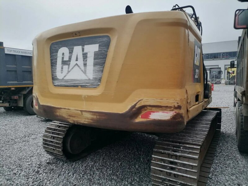Caterpillar 323 Экскаватор — фото 2