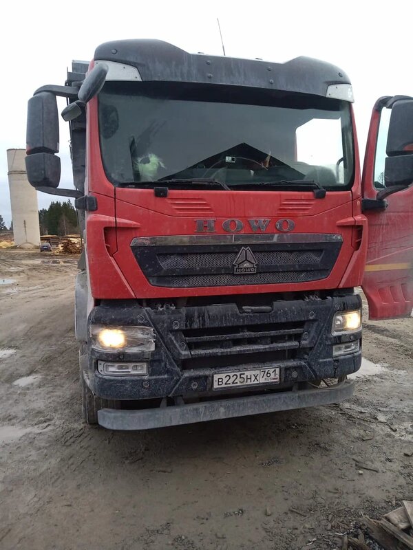 Howo T5G 8x4 Самосвал — фото 1