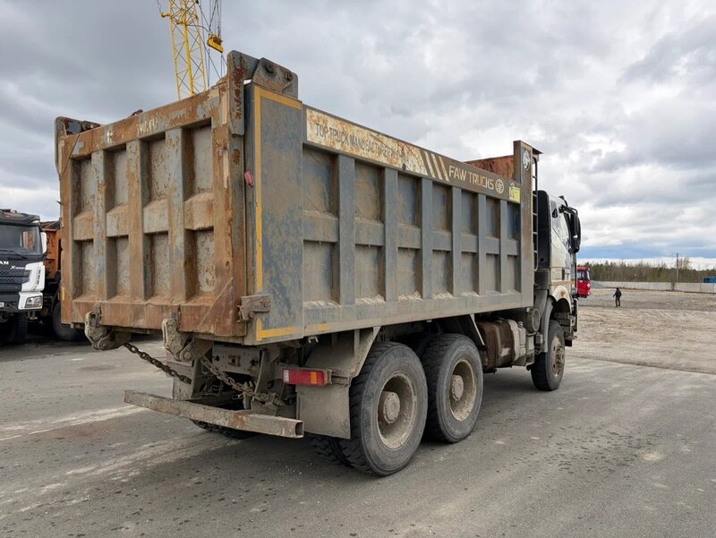 FAW J6 6x6 Самосвал — фото 6