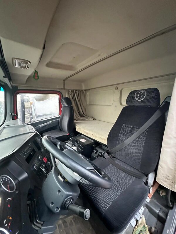 Shacman (Shaanxi) SX 8x4 Самосвал — фото 12