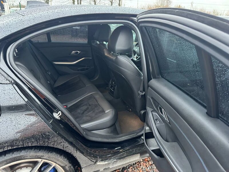 BMW 3-SERIES — фото 12