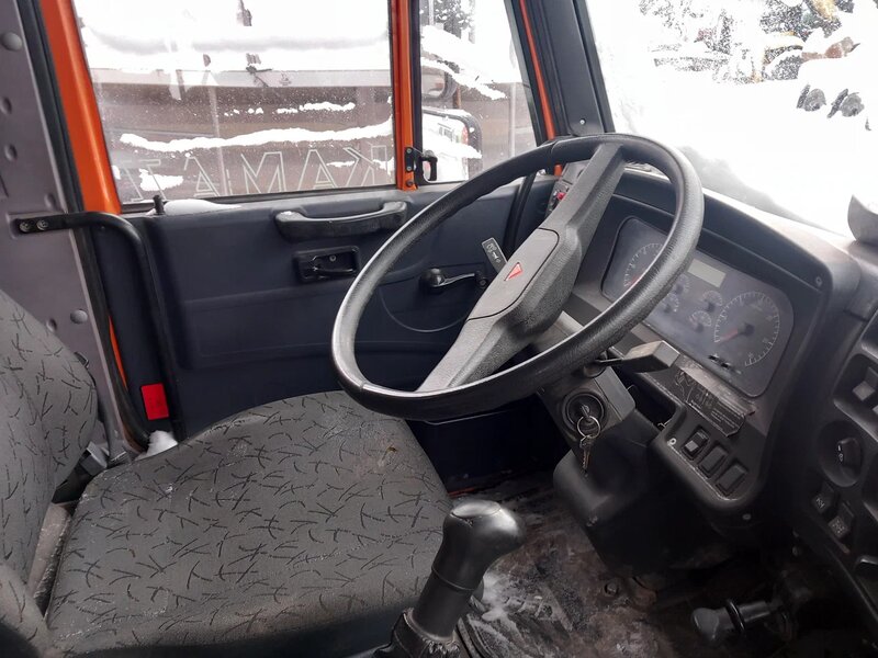 КамАЗ 6520 6x4 Самосвал — фото 8