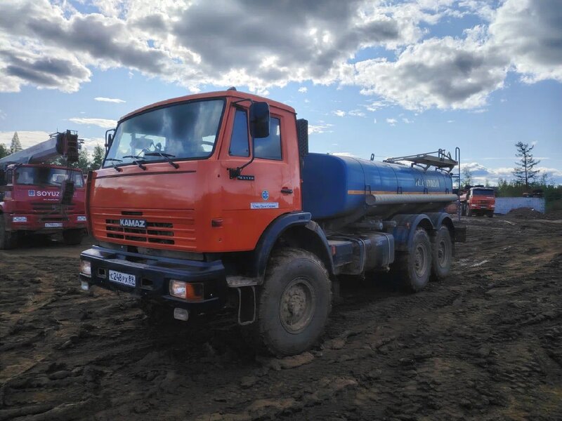 НПО Трансмастер 4671 на шасси КамАЗ 43118 6x6 Автоцистерна пищевая — фото 2