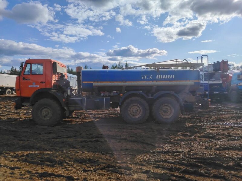 НПО Трансмастер 4671 на шасси КамАЗ 43118 6x6 Автоцистерна пищевая — фото 4