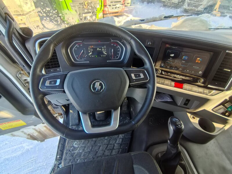 Shacman (Shaanxi) SX 8x4 Самосвал — фото 12