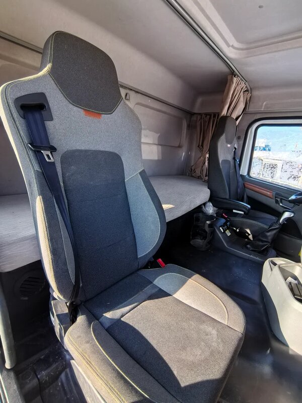 Shacman (Shaanxi) SX 8x4 Самосвал — фото 13