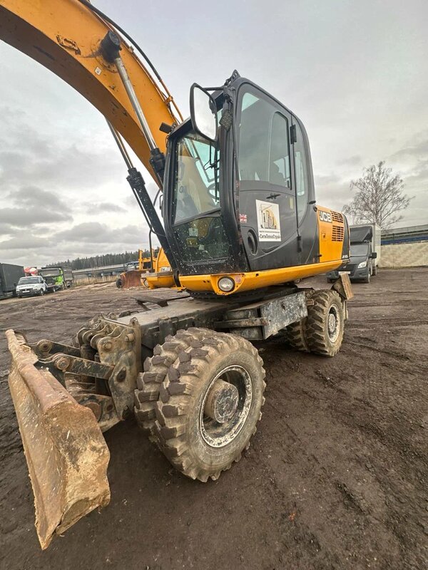 JCB JS160 Экскаватор колесный — фото 3