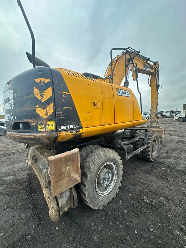 JCB JS160 Экскаватор колесный — фото 6