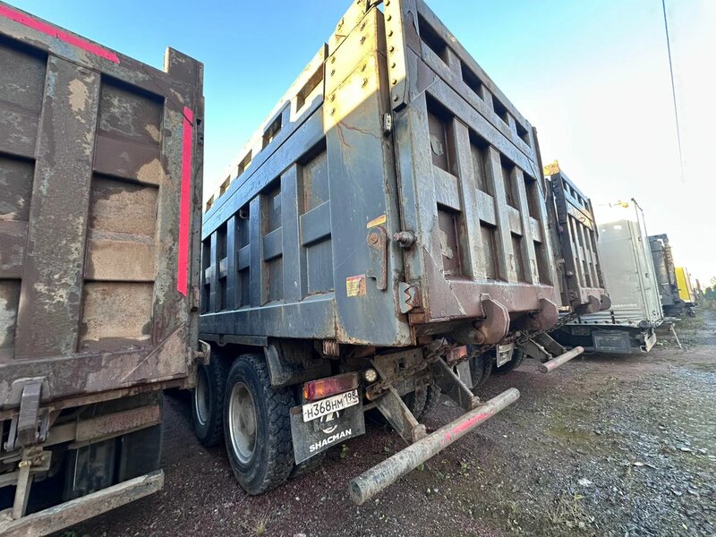 Shacman (Shaanxi) SX 8x4 Самосвал — фото 9