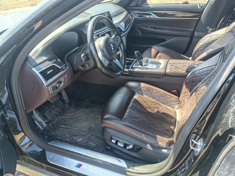 BMW 7-SERIES — фото 11