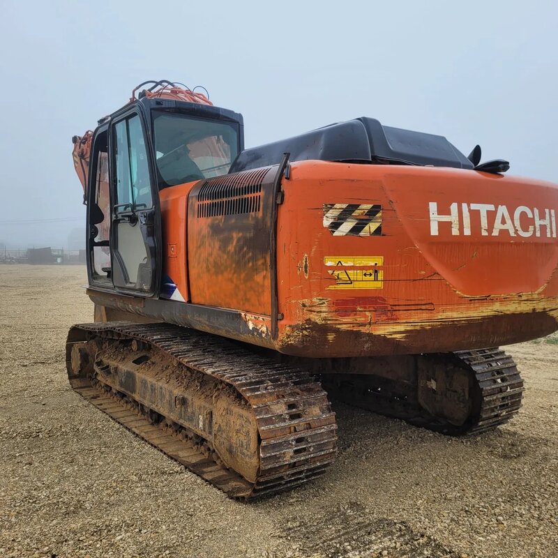 HITACHI ZX200 Экскаватор — фото 10