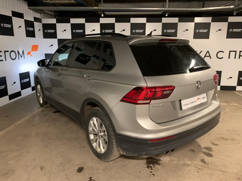 Volkswagen TIGUAN — фото 4
