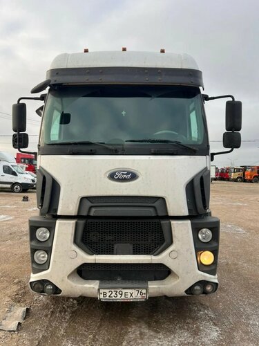 Ford Cargo 4x2 Седельный тягач