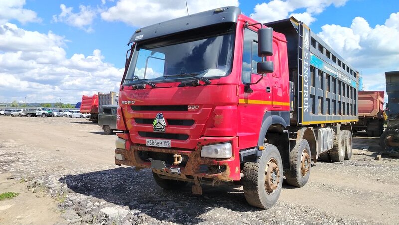 Howo ZZ 8x4 Самосвал — фото 3