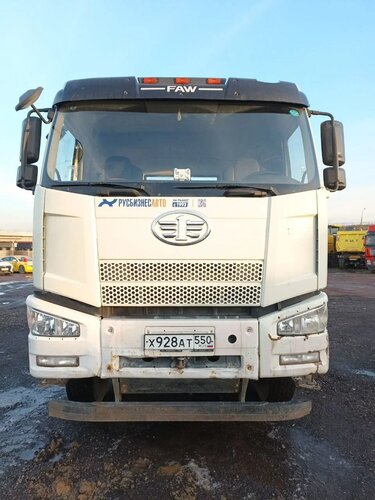 FAW J6 6x4 Мультилифт