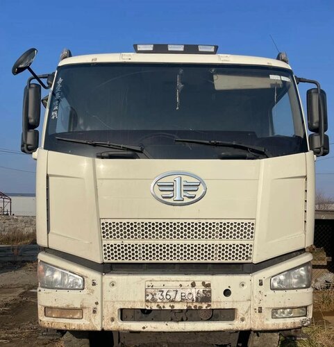 FAW J6 8x4 Самосвал