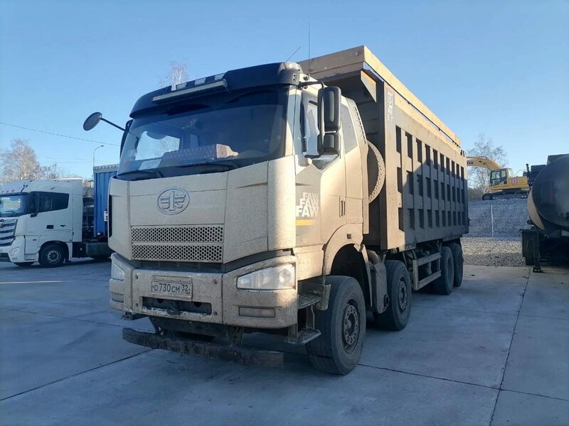 FAW J6 8x4 Самосвал — фото 2