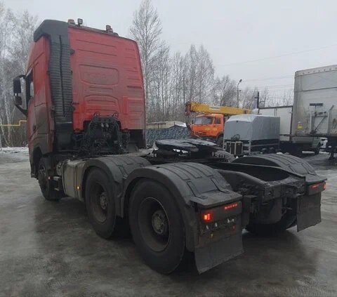 Volvo FH 6x4 Седельный тягач — фото 7