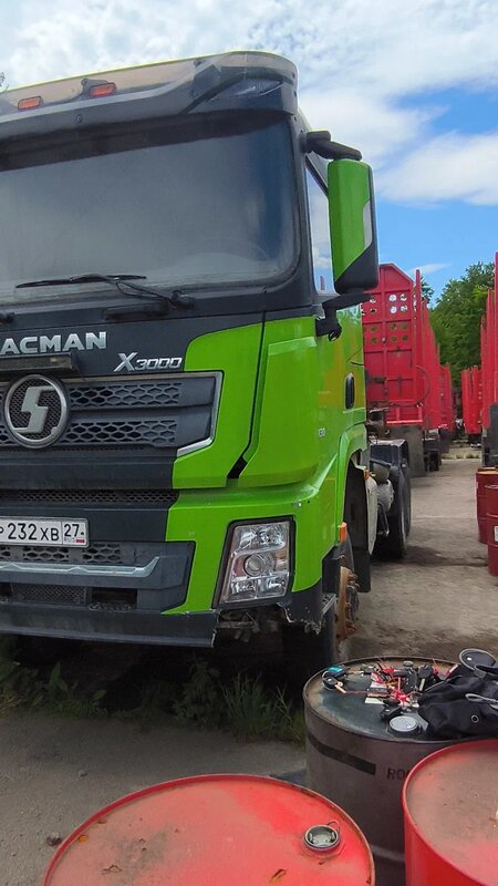 Shacman (Shaanxi) SX 6x6 Седельный тягач — фото 2