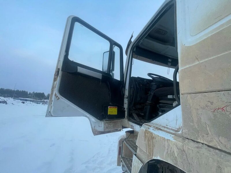 Shacman (Shaanxi) SX 6x6 Самосвал — фото 10