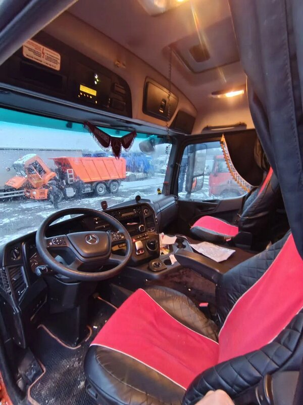Mercedes-Benz Arocs 8x8 Самосвал — фото 12
