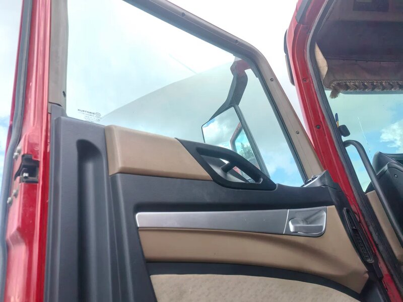 Howo T5G 8x4 Самосвал — фото 7