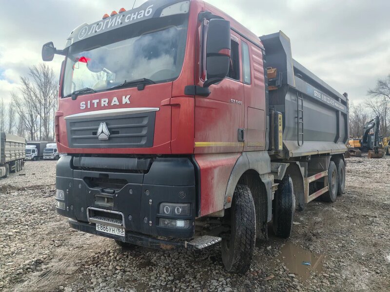 SITRAK C7H 8x4 Самосвал — фото 3
