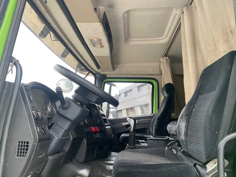 Shacman (Shaanxi) SX 8x4 Самосвал — фото 5