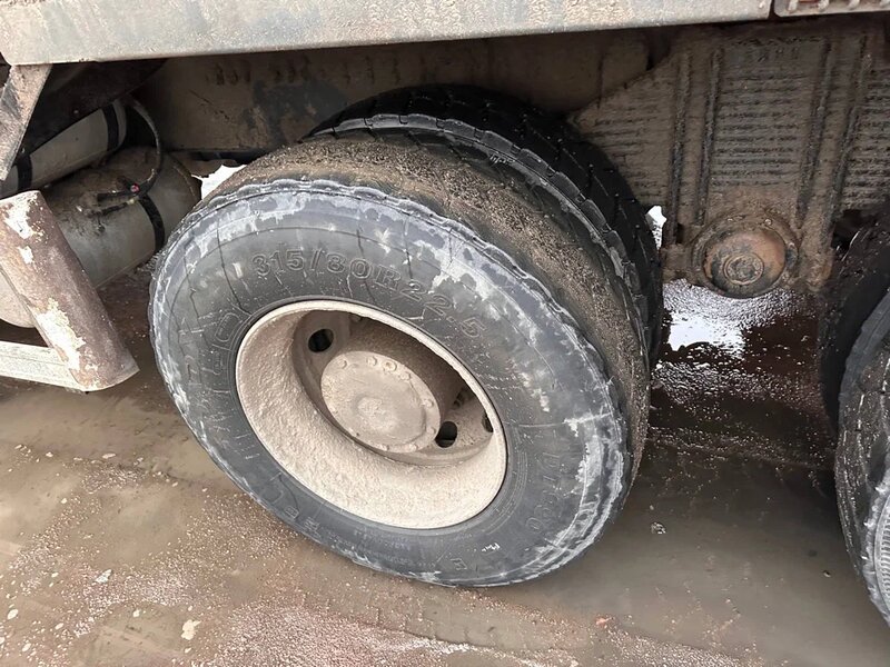 Shacman (Shaanxi) SX 8x4 Самосвал — фото 9