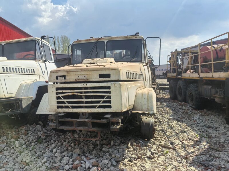 Ишимбайский машиностроительный завод УПА-60М на шасси КрАЗ 65101 6x4 Установка подъемная — фото 1