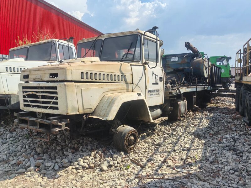 Ишимбайский машиностроительный завод УПА-60М на шасси КрАЗ 65101 6x4 Установка подъемная — фото 3