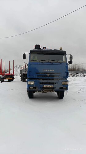 Феникс 7806 на шасси КамАЗ 65225 6x6 Седельный тягач с КМУ