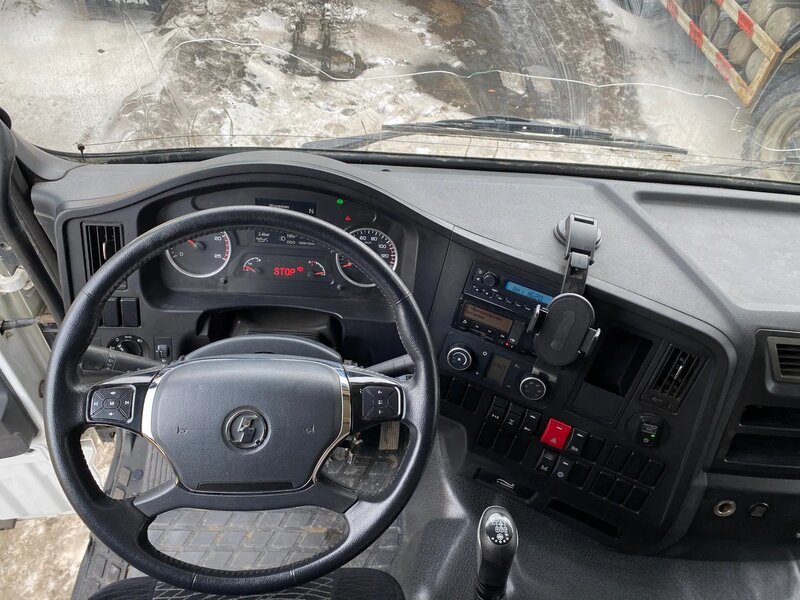 Shacman (Shaanxi) SX 8x4 Самосвал — фото 10