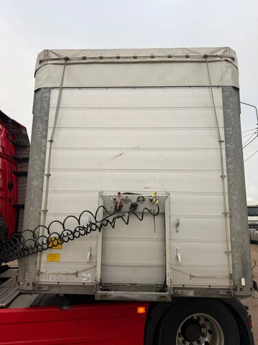 Schmitz Cargobull SCS Полуприцеп шторный