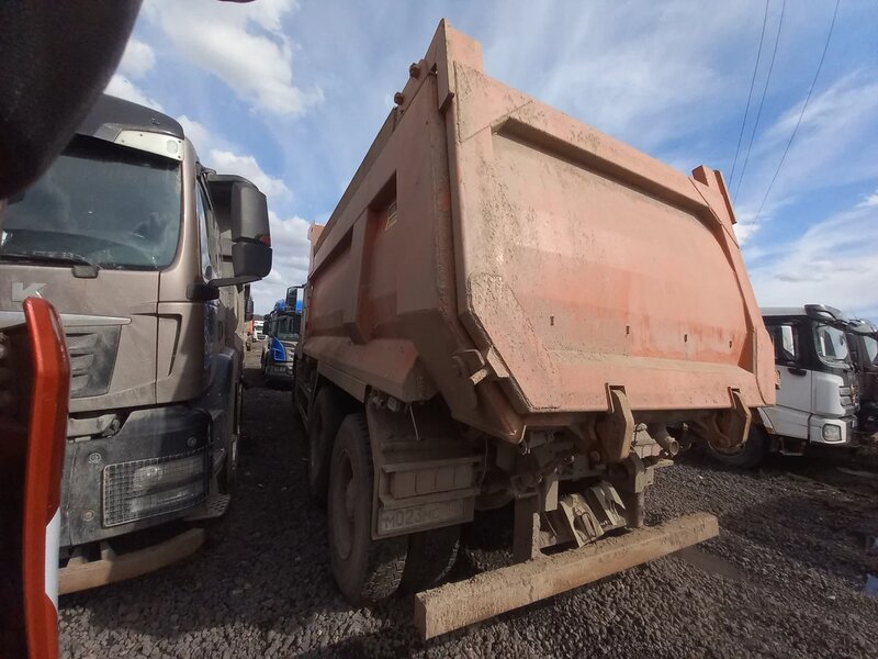 SITRAK C7H 6x4 Самосвал — фото 6