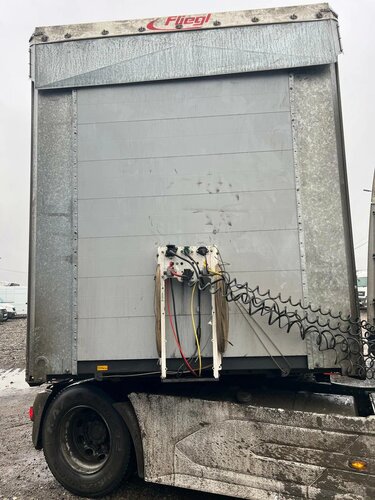 Fliegl SDS Полуприцеп Шторный/Бортовой