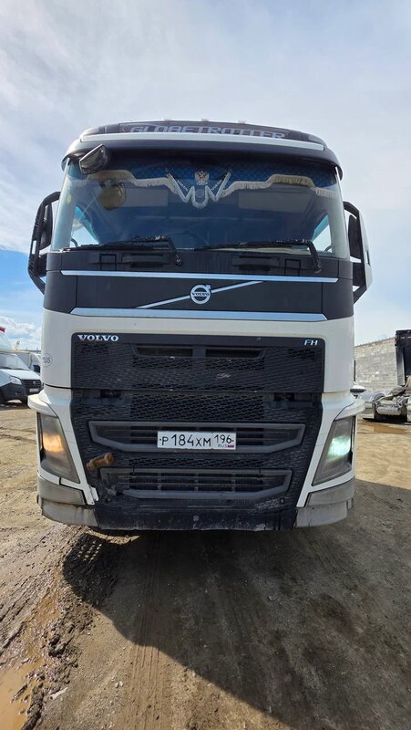 Volvo FH 4x2 Седельный тягач — фото 1