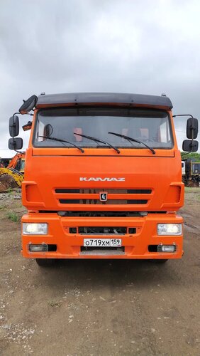 КамАЗ 6520 6x4 Самосвал