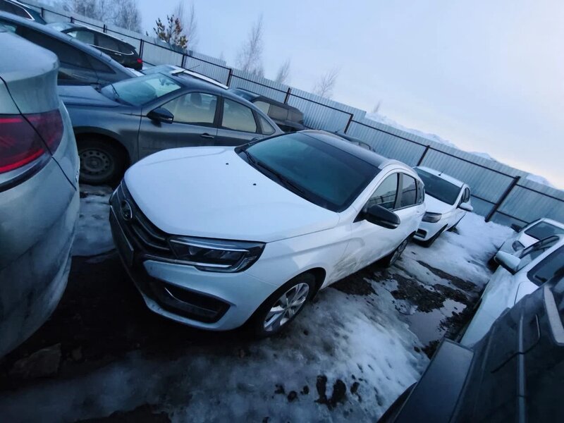 LADA VESTA SW — фото 1