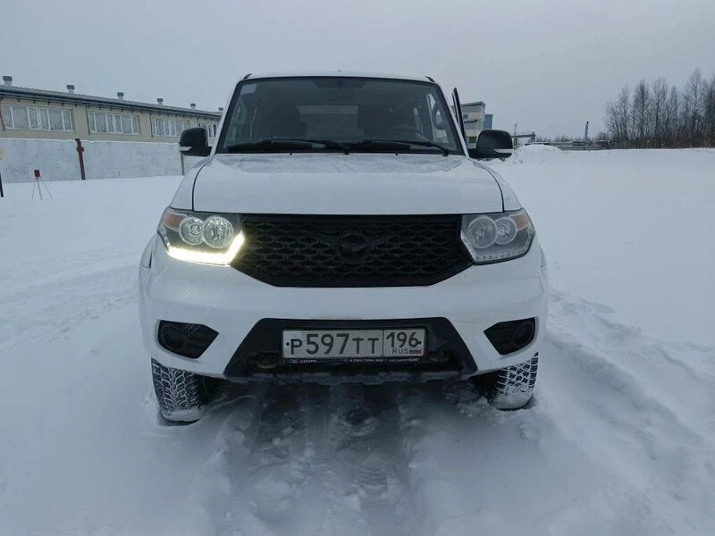 UAZ PATRIOT PICKUP — фото 1