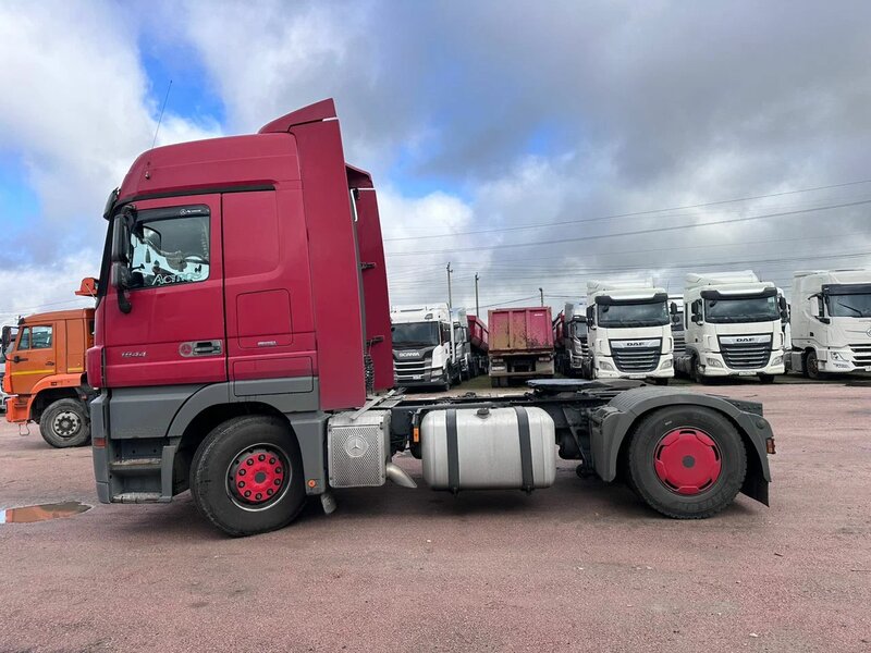 Mercedes-Benz ACTROS 4x2 Седельный тягач — фото 5