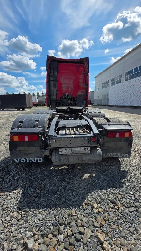 Volvo FH 6x4 Седельный тягач — фото 10
