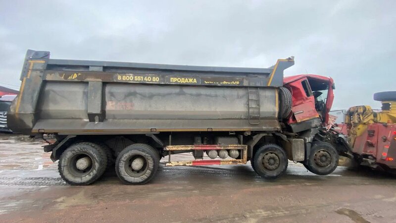 Howo ZZ 8x4 Самосвал — фото 5