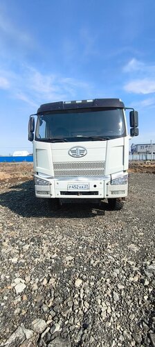 FAW J6 6x4 Самосвал