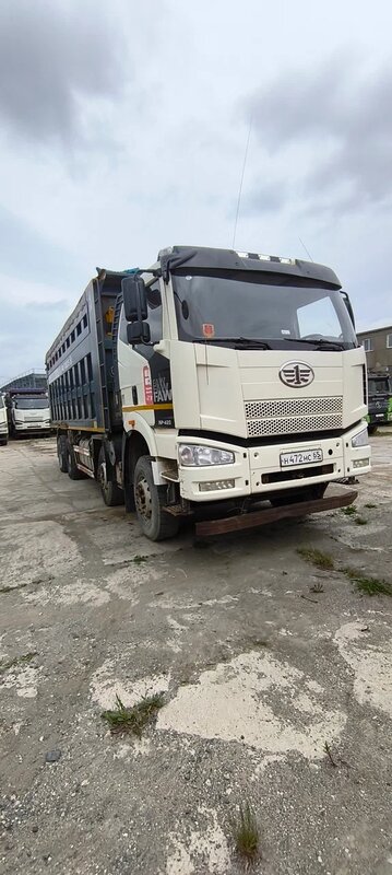 FAW CA 3310 8x4 Самосвал — фото 2